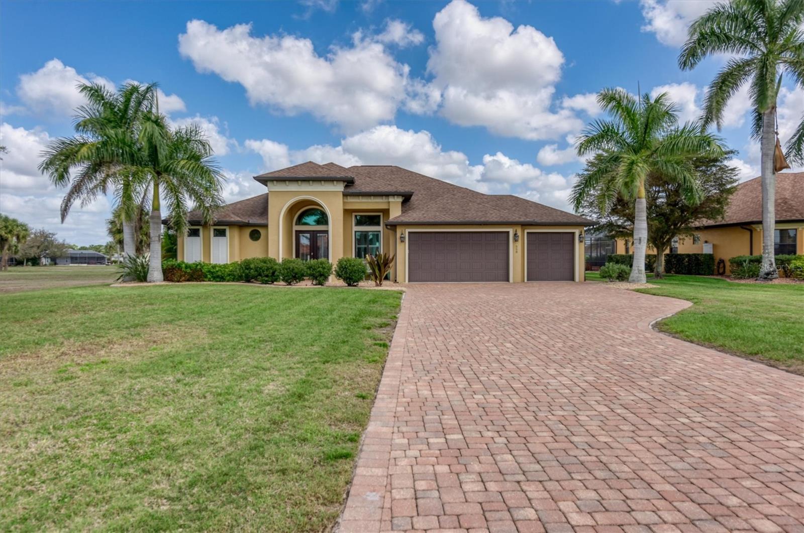 558 ROYAL POINCIANA, PUNTA GORDA, FL, 33955