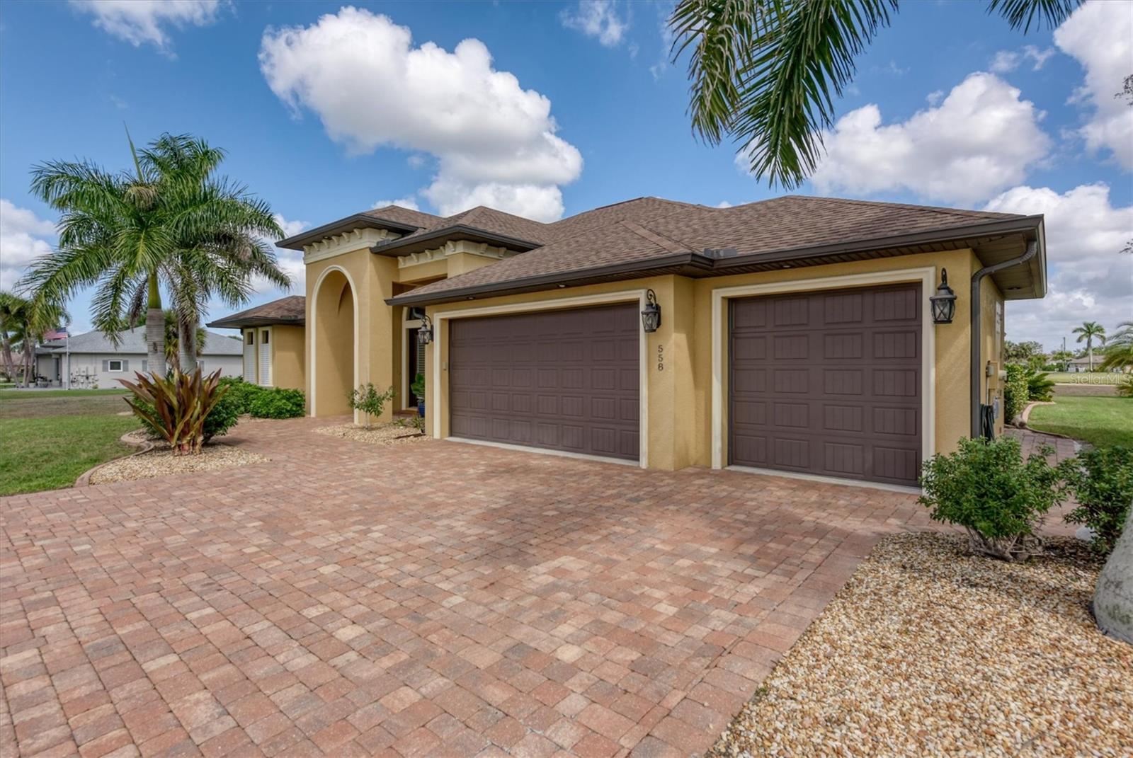 558 ROYAL POINCIANA, PUNTA GORDA, FL, 33955