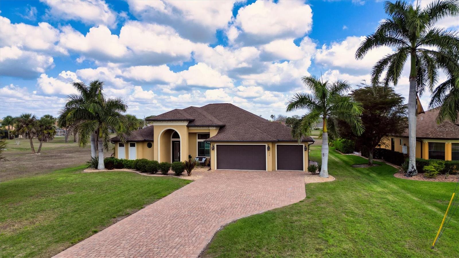 558 ROYAL POINCIANA, PUNTA GORDA, FL, 33955