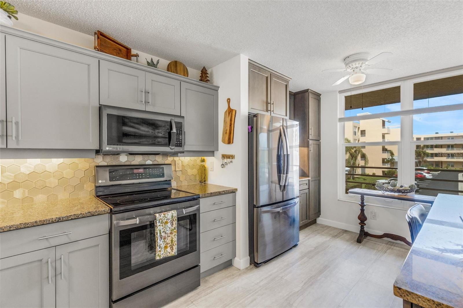 4460 FAIRWAYS BLVD #105, BRADENTON, FL, 34209