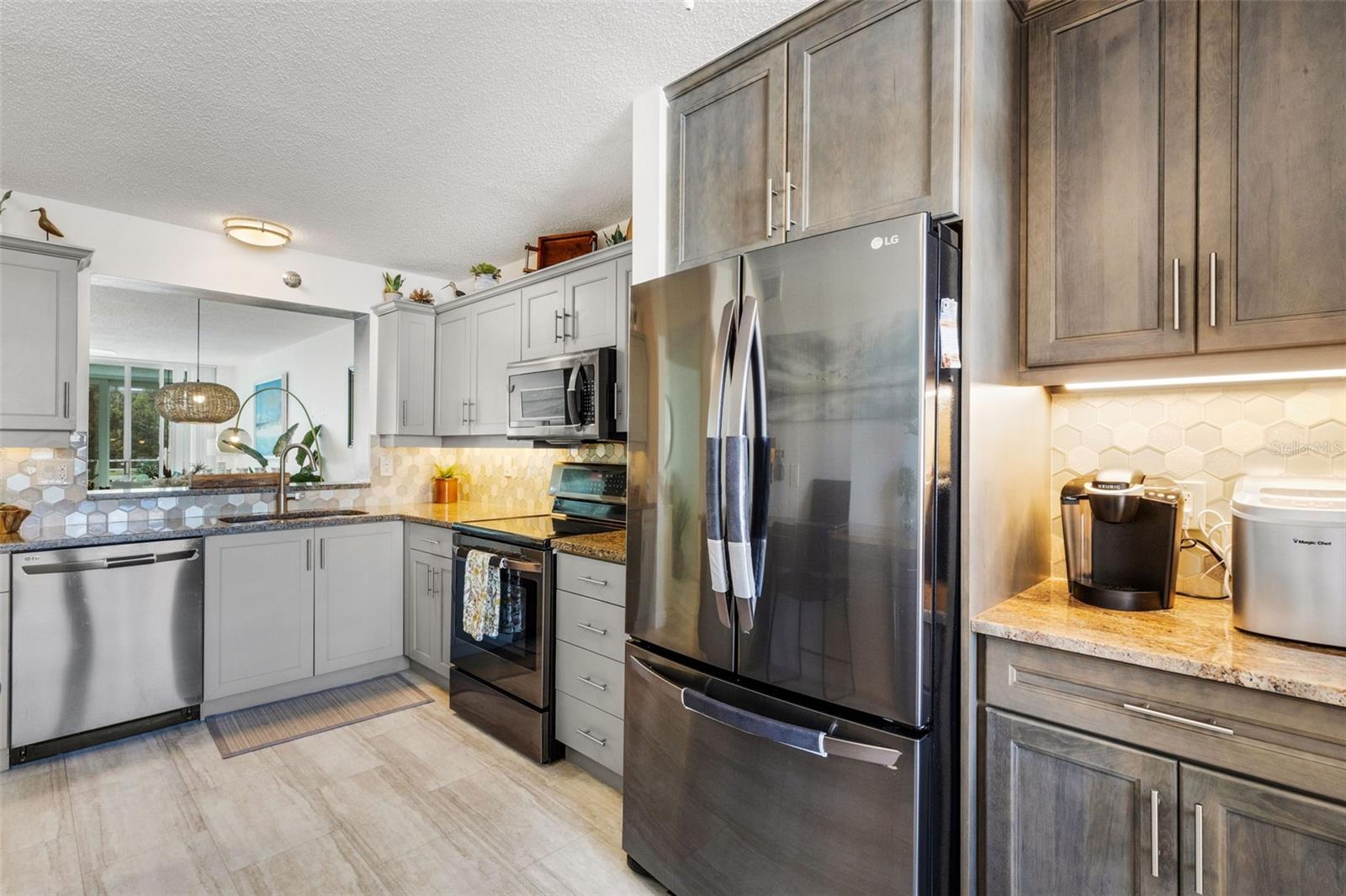 4460 FAIRWAYS BLVD #105, BRADENTON, FL, 34209