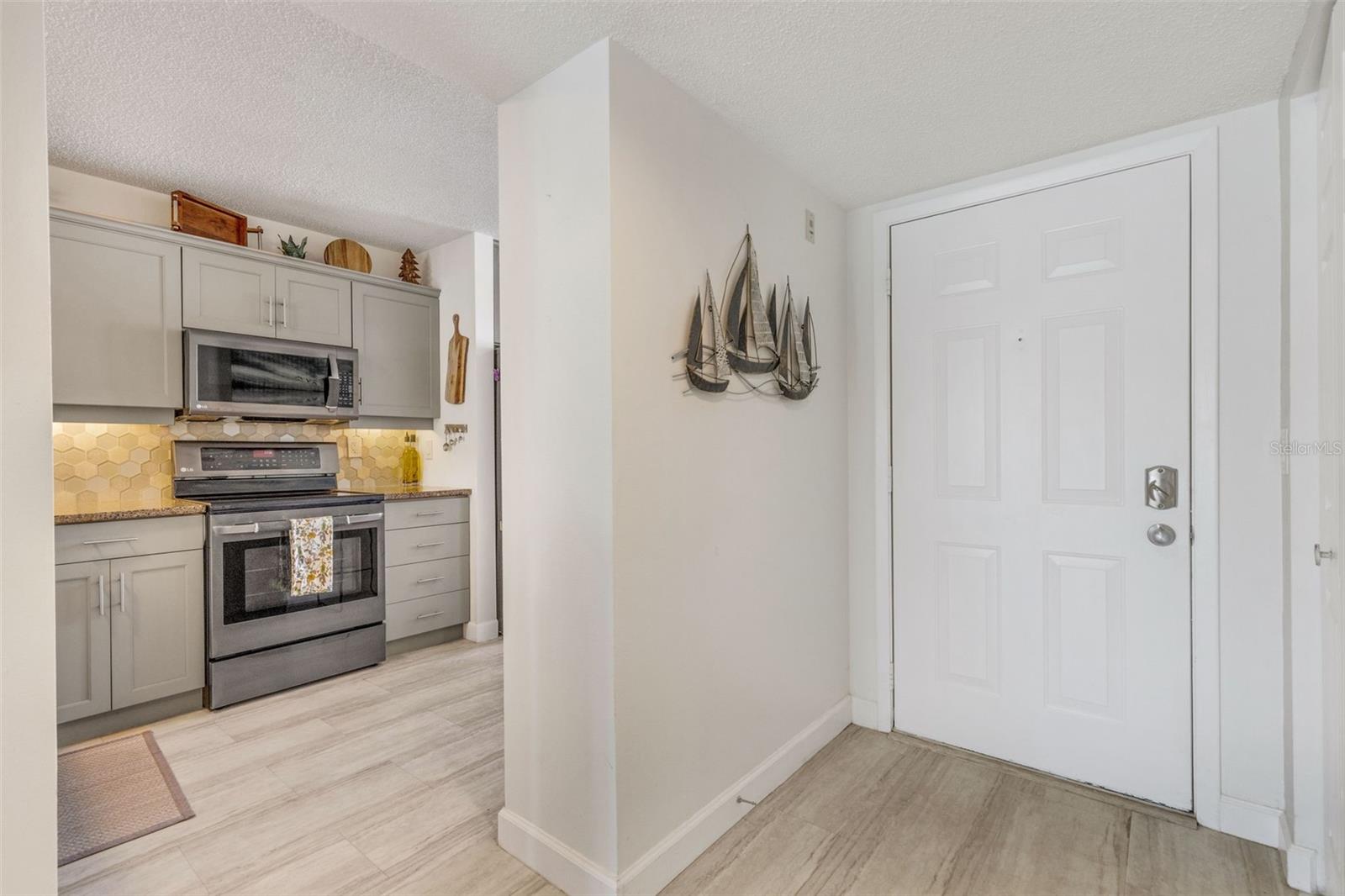 4460 FAIRWAYS BLVD #105, BRADENTON, FL, 34209