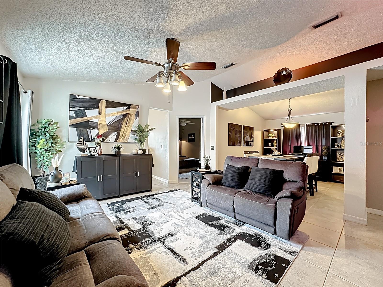 901 BELLA VISTA WAY, ORLANDO, FL, 32825