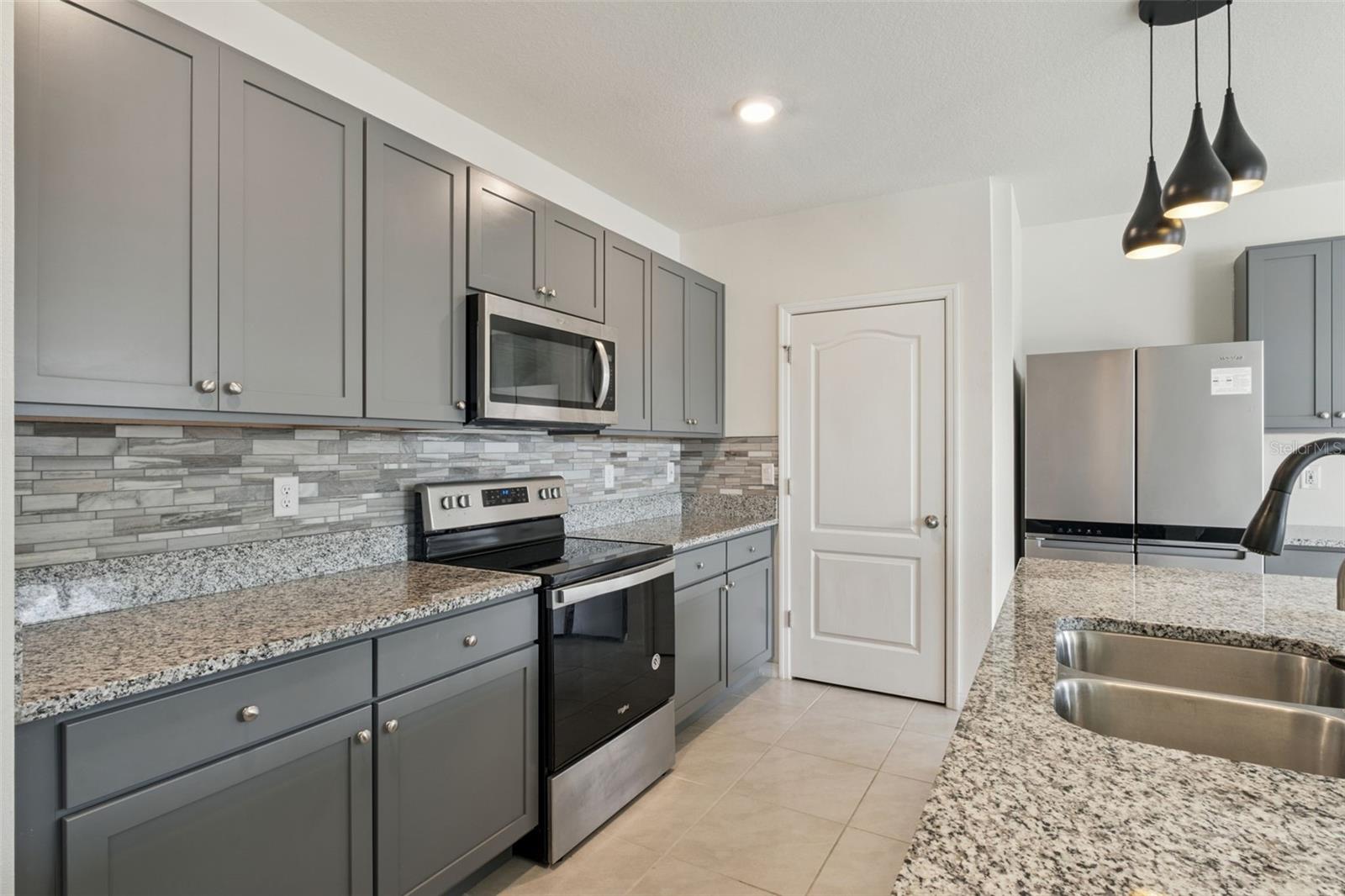 866 BAYLOR DR, DELTONA, FL, 32725