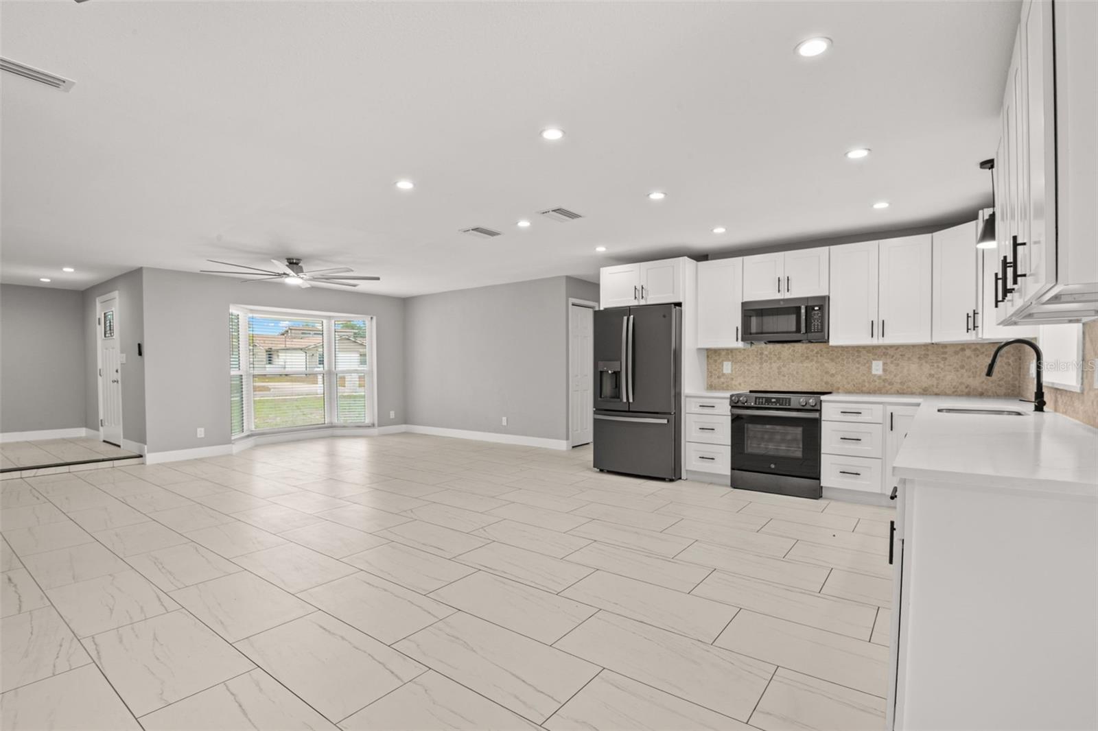 12947 88TH AVE, SEMINOLE, FL, 33776