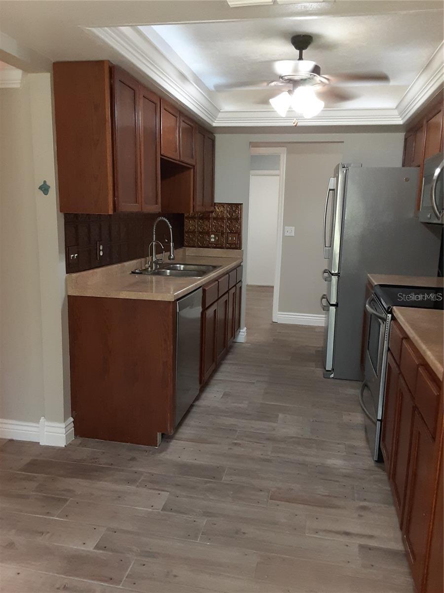 5619 COLONIAL OAKS BLVD, SARASOTA, FL, 34232