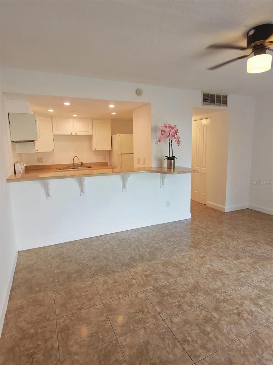 5820 N CHURCH AVE #112, TAMPA, FL, 33614