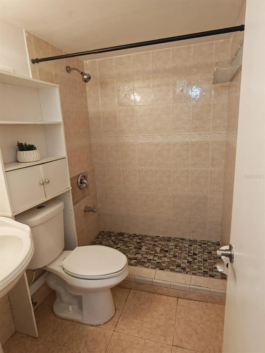 5820 N CHURCH AVE #112, TAMPA, FL, 33614