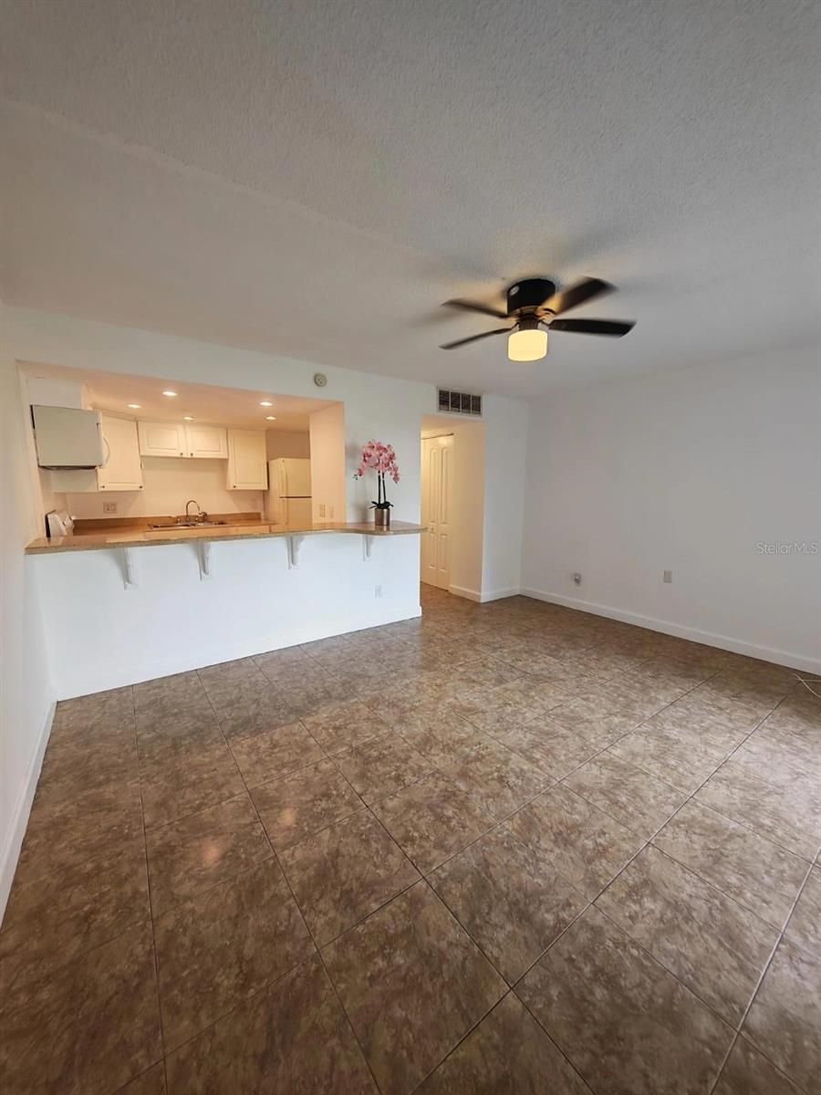 5820 N CHURCH AVE #112, TAMPA, FL, 33614