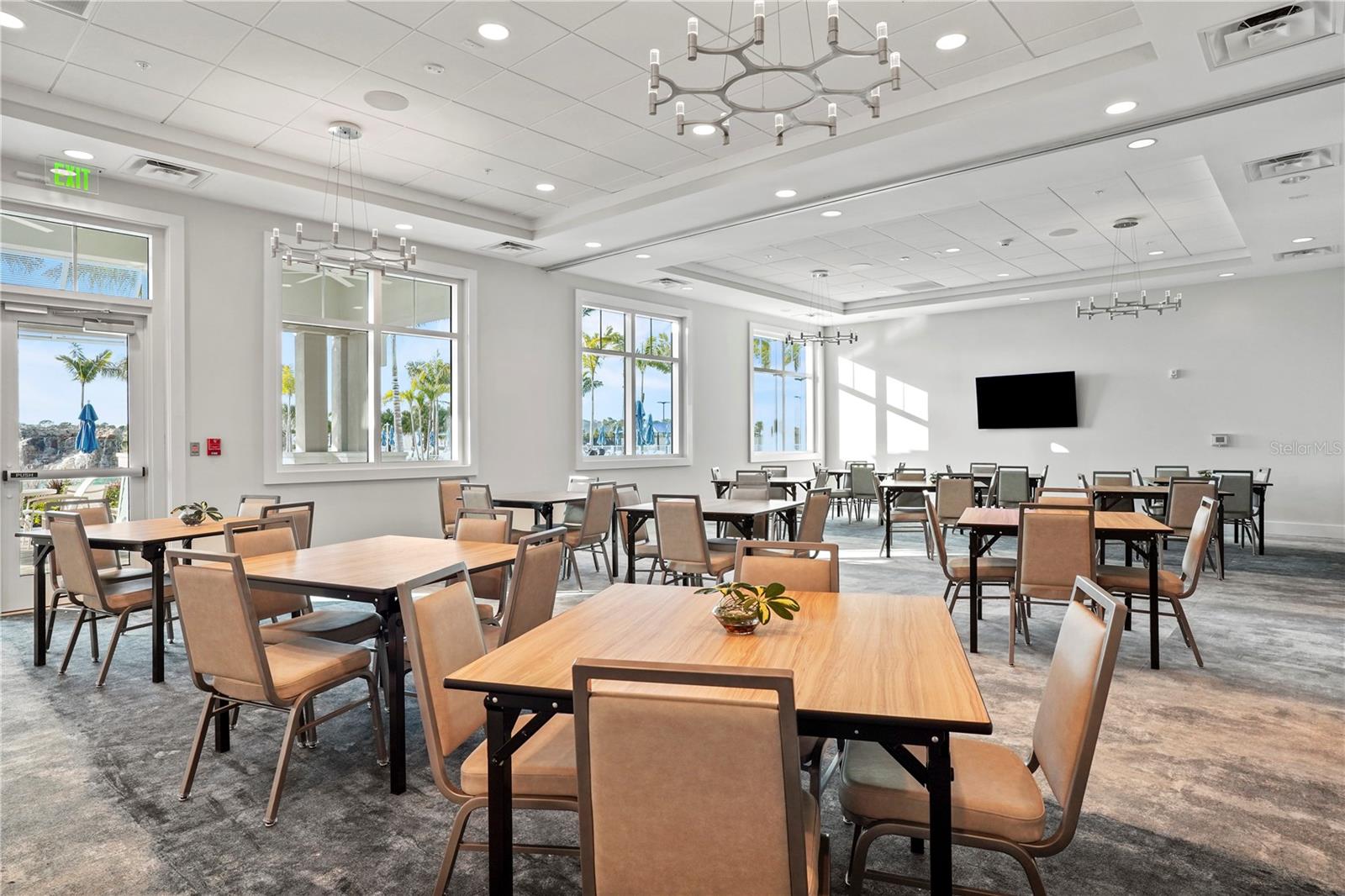 10088 CORAL SHORE DR, ENGLEWOOD, FL, 34223