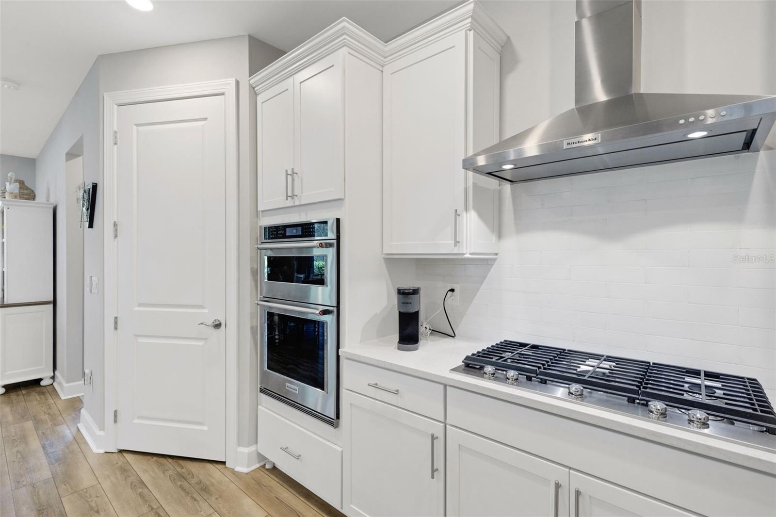 10088 CORAL SHORE DR, ENGLEWOOD, FL, 34223