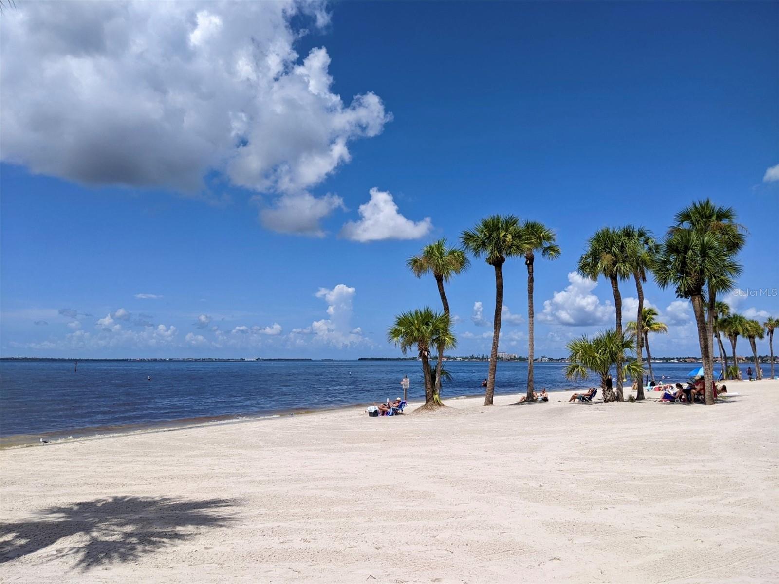412 SE 13TH AVE, CAPE CORAL, FL, 33990