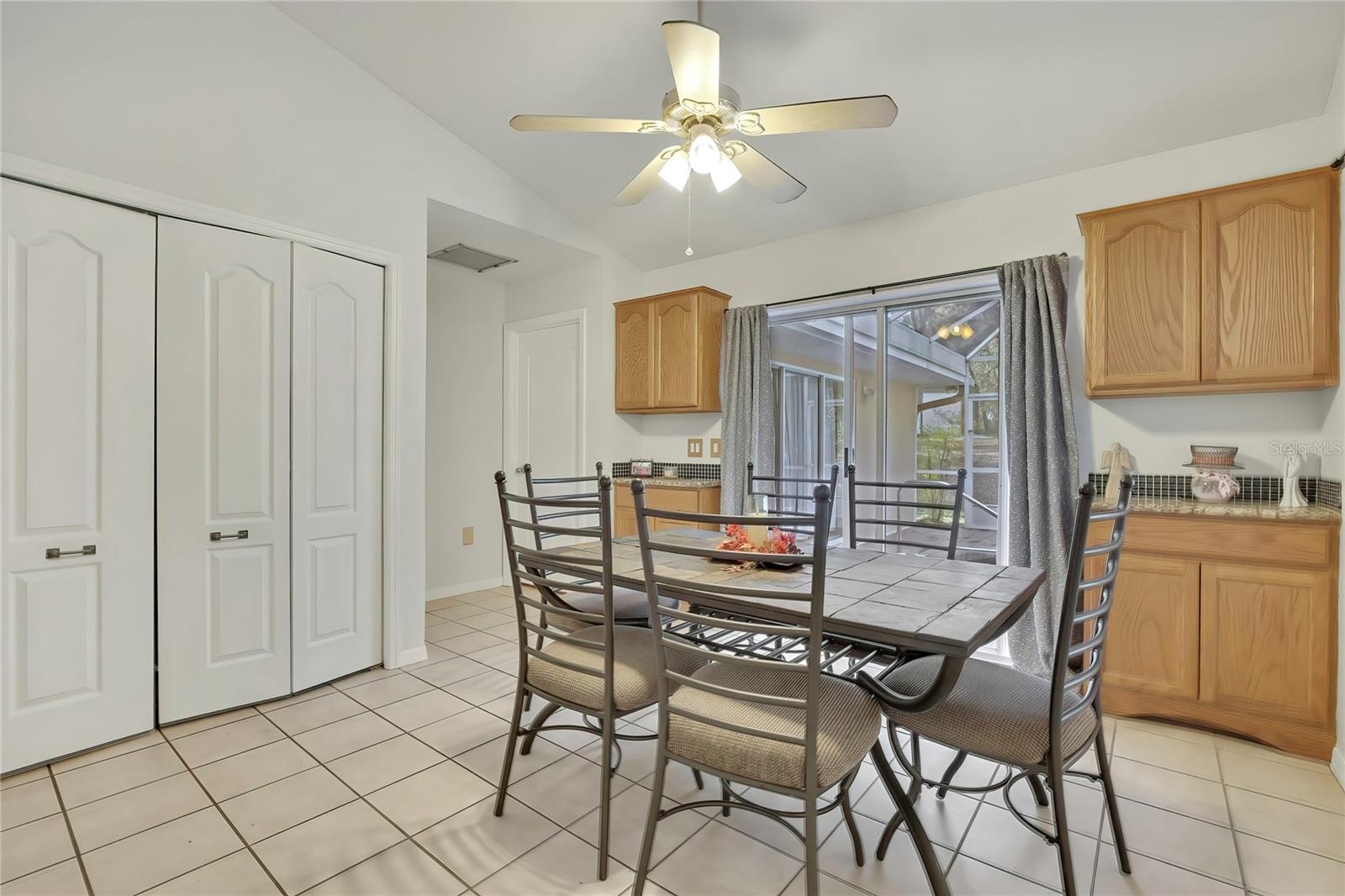 340 E SAVOY ST, LECANTO, FL, 34461