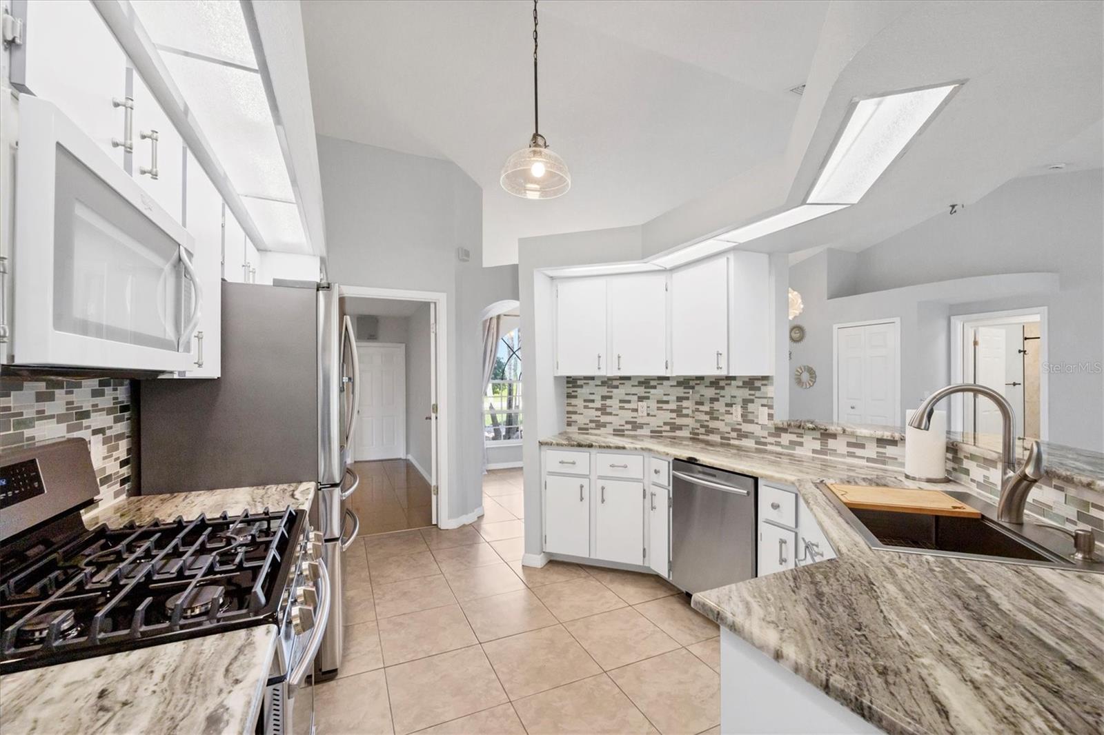 1550 S BISCAYNE DR, NORTH PORT, FL, 34287