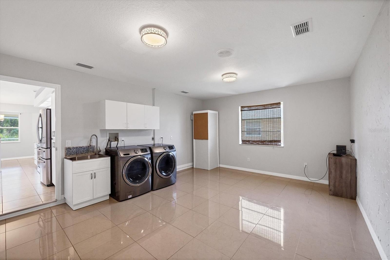 1550 S BISCAYNE DR, NORTH PORT, FL, 34287