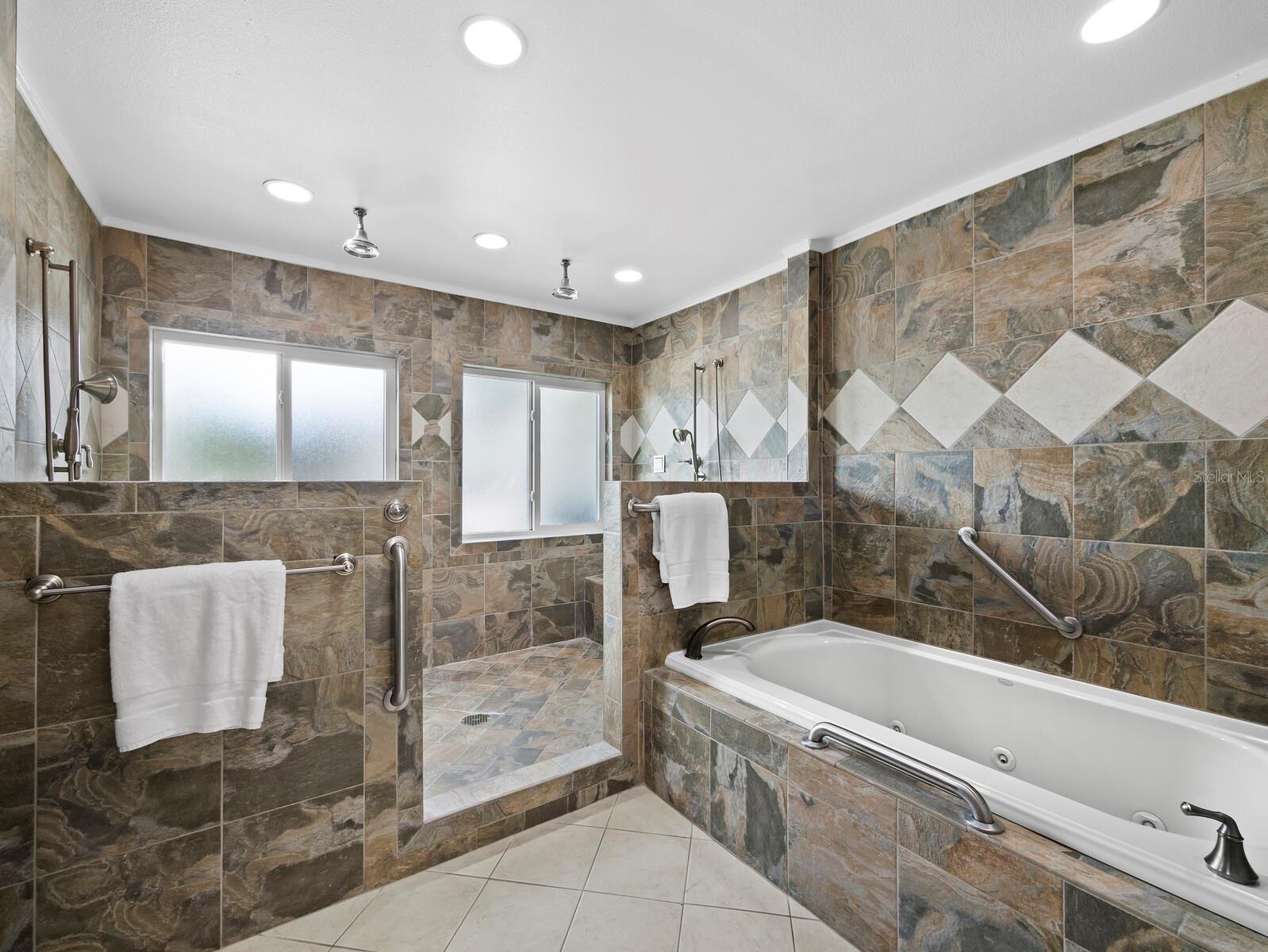 951 CONTENTO ST., SIESTA KEY, FL, 34242