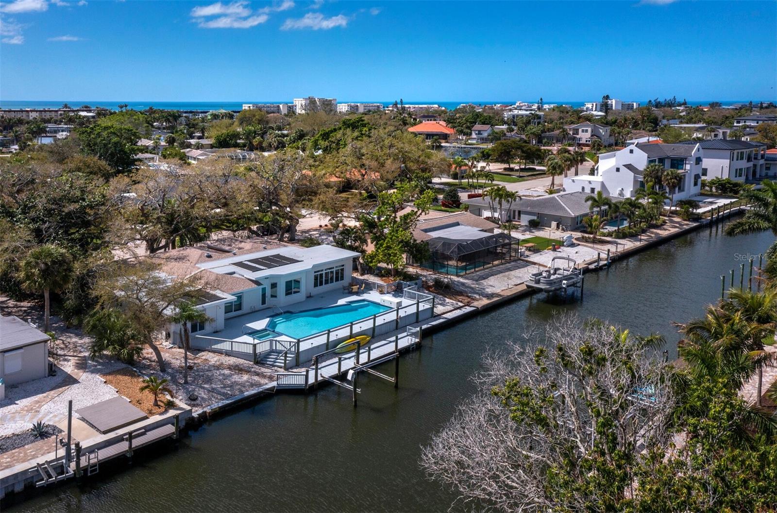 951 CONTENTO ST., SIESTA KEY, FL, 34242