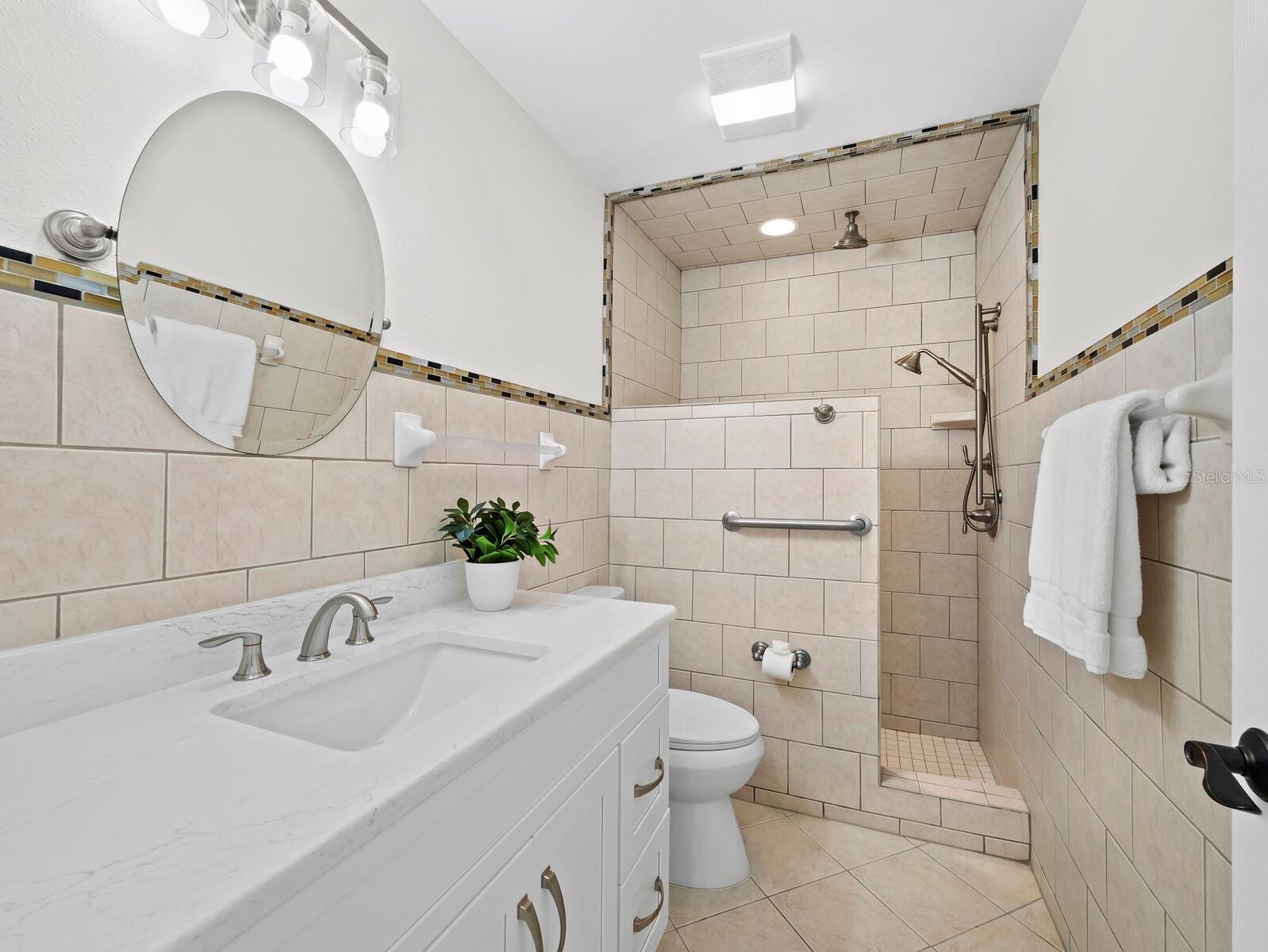 951 CONTENTO ST., SIESTA KEY, FL, 34242