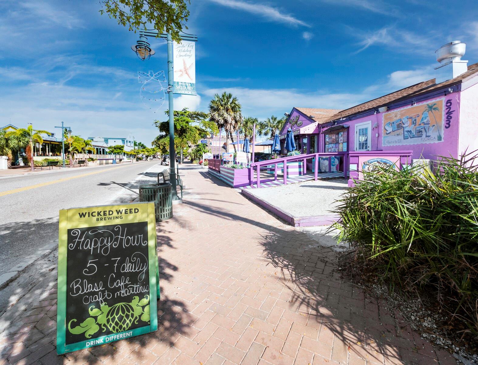 951 CONTENTO ST., SIESTA KEY, FL, 34242