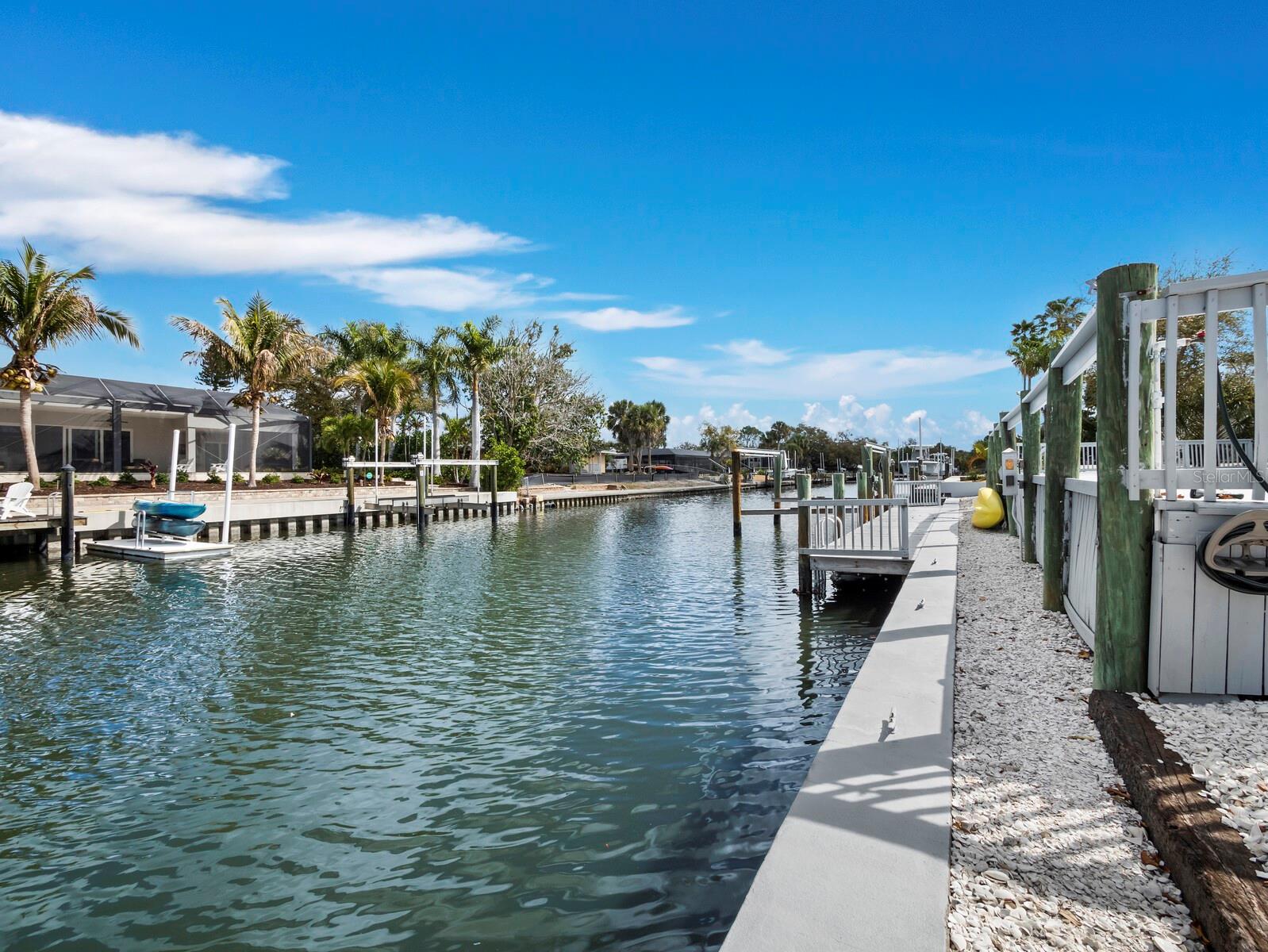 951 CONTENTO ST., SIESTA KEY, FL, 34242