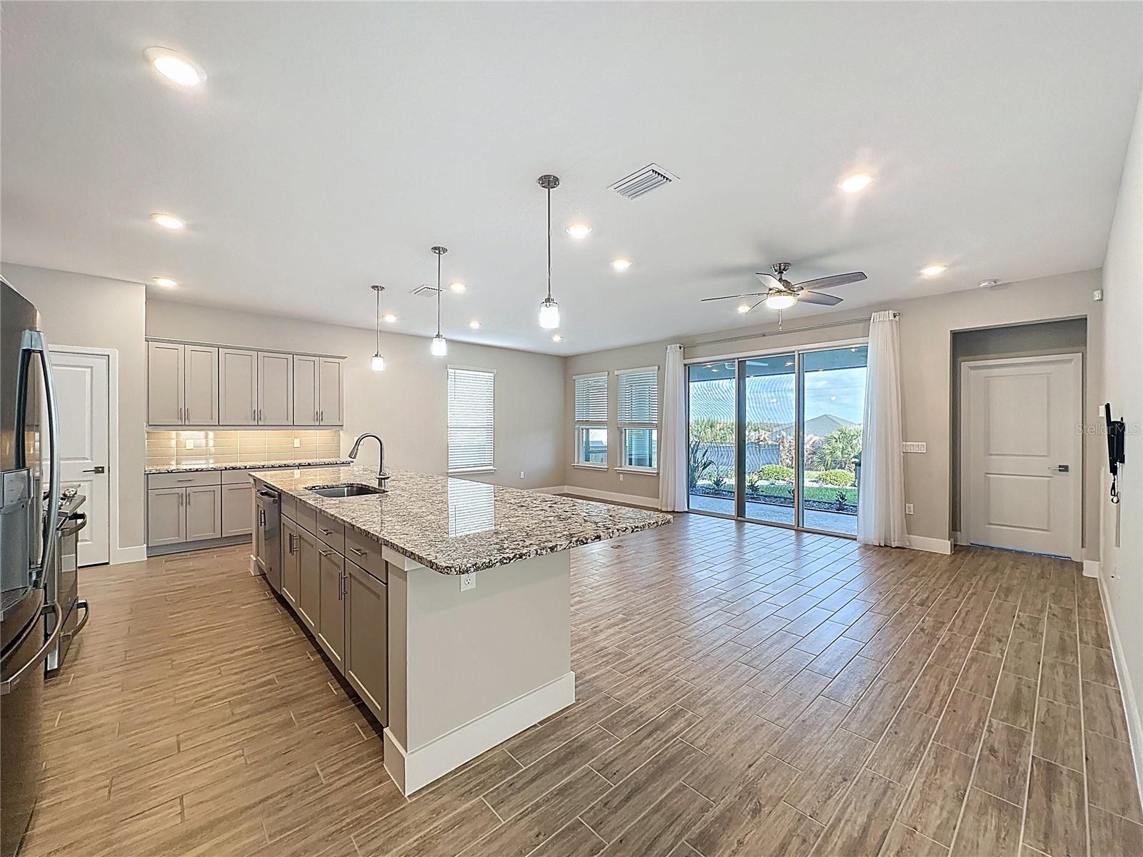 651 CONSERVATION BLVD, GROVELAND, FL, 34736