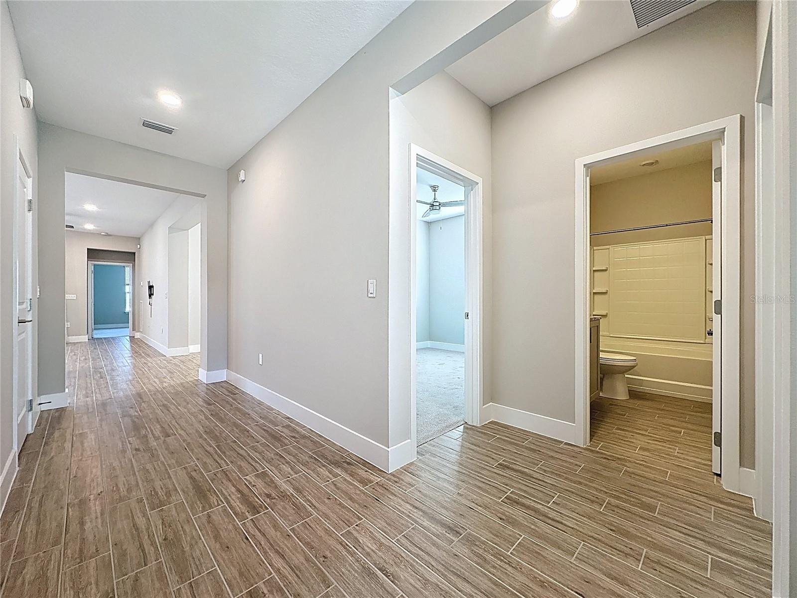 651 CONSERVATION BLVD, GROVELAND, FL, 34736