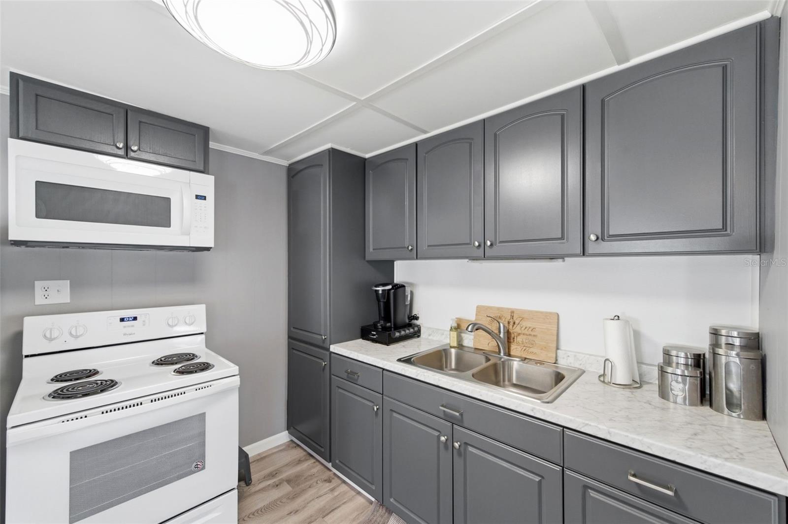 7803 46TH AVE N #90, ST PETERSBURG, FL, 33709