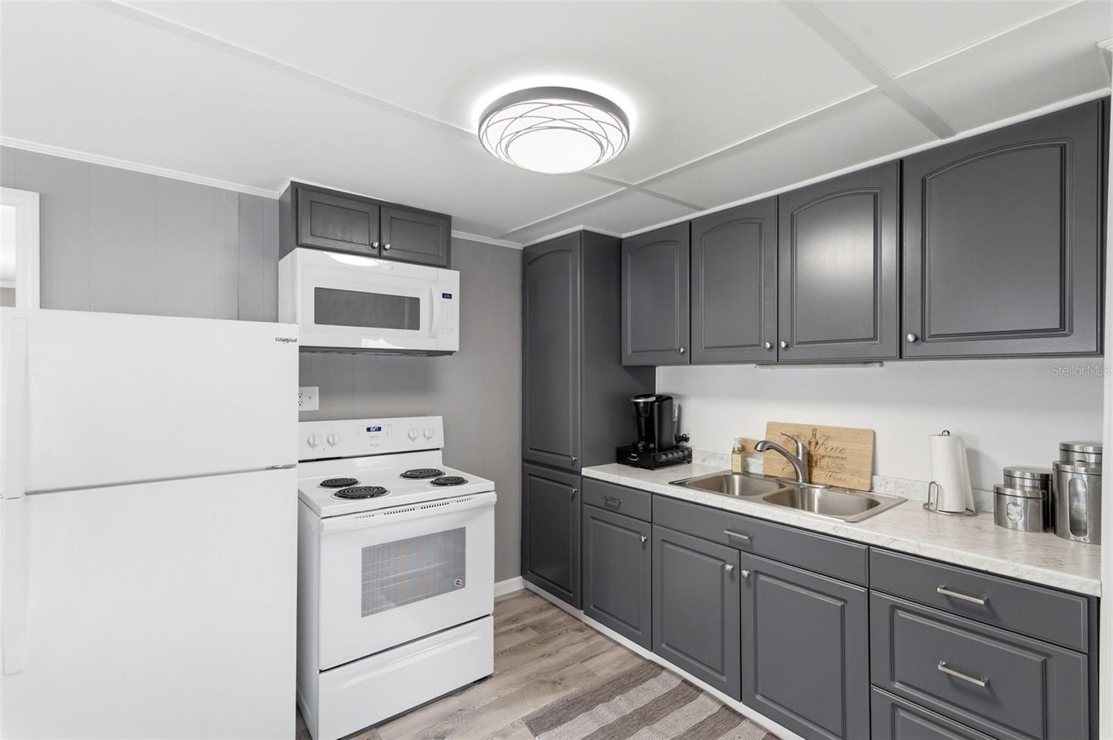 7803 46TH AVE N #90, ST PETERSBURG, FL, 33709