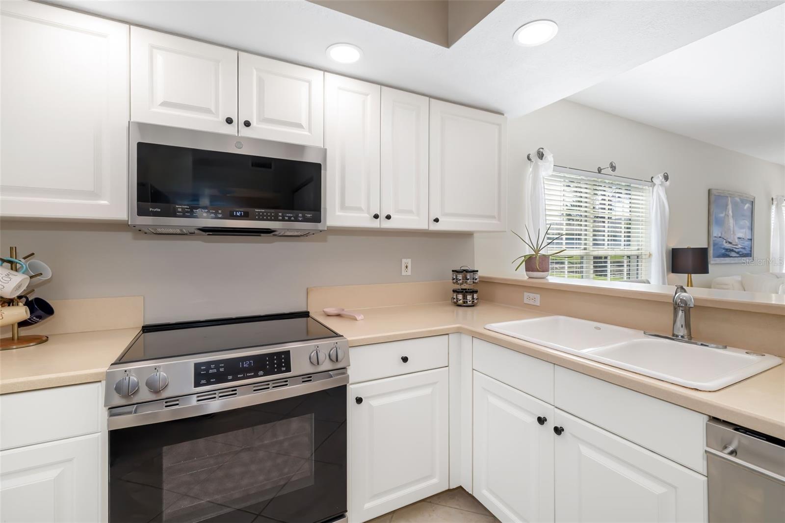 410 LAUREL LAKE DR #101, VENICE, FL, 34292