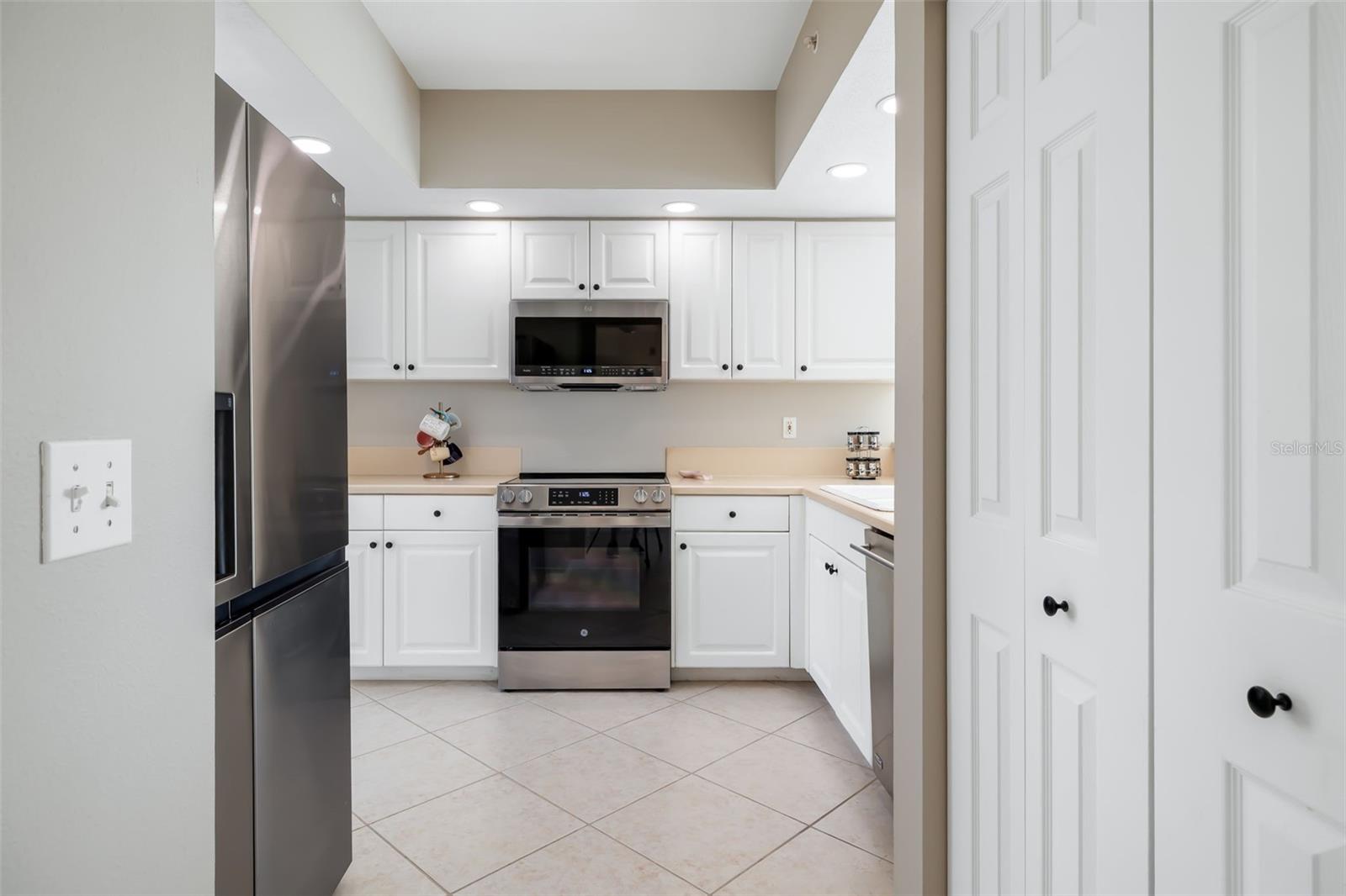 410 LAUREL LAKE DR #101, VENICE, FL, 34292