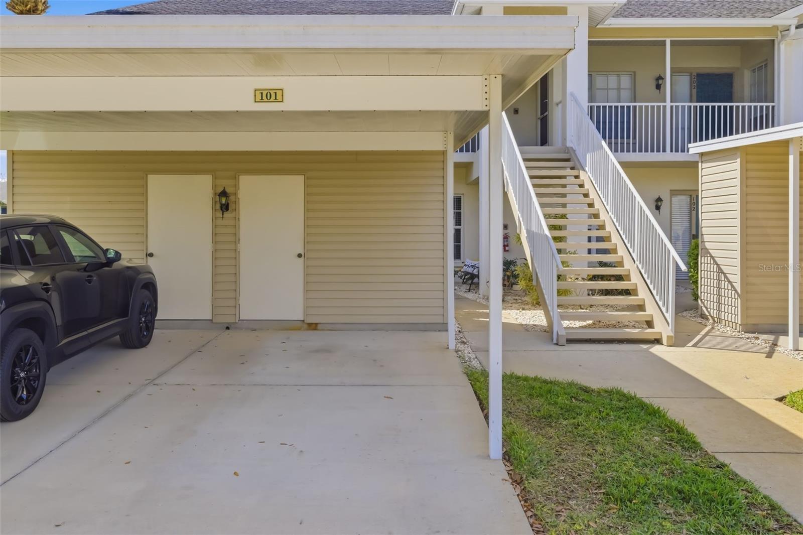 410 LAUREL LAKE DR #101, VENICE, FL, 34292