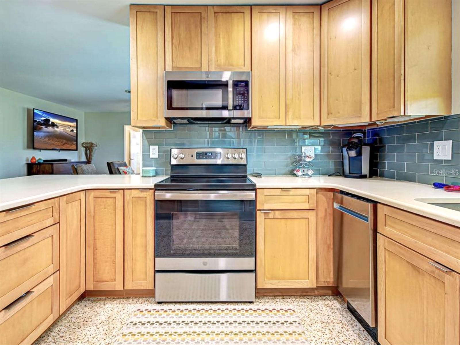 220 GLEN OAK RD, VENICE, FL, 34293