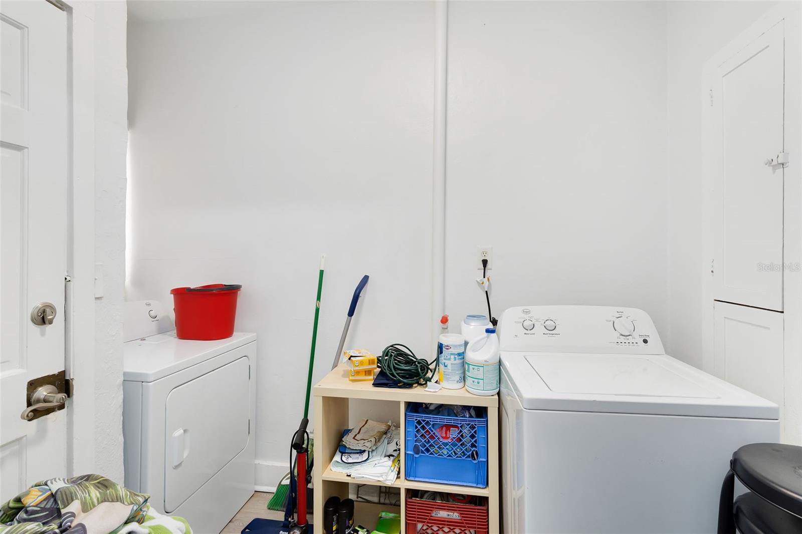 1409 E AMELIA ST, ORLANDO, FL, 32803