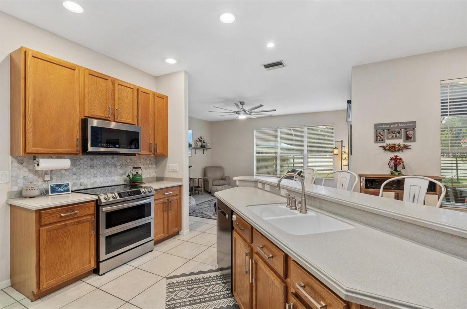 1602 PINYON PINE DR, SARASOTA, FL, 34240