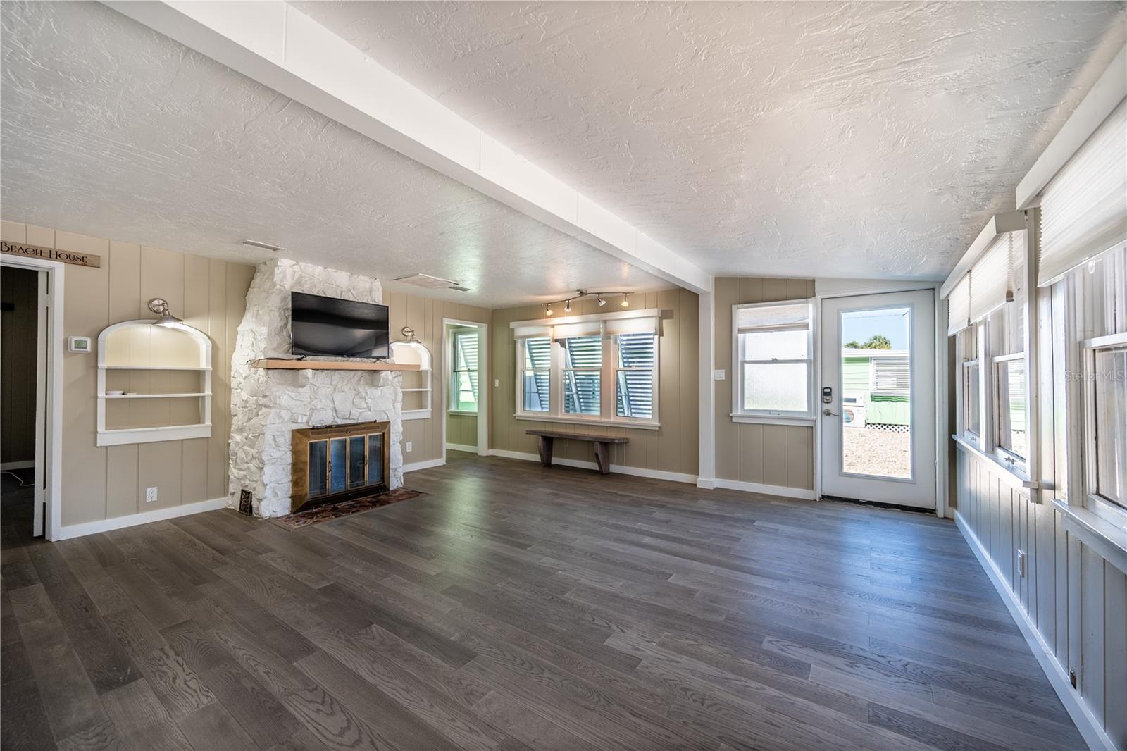 115 124TH AVE W, TREASURE ISLAND, FL, 33706