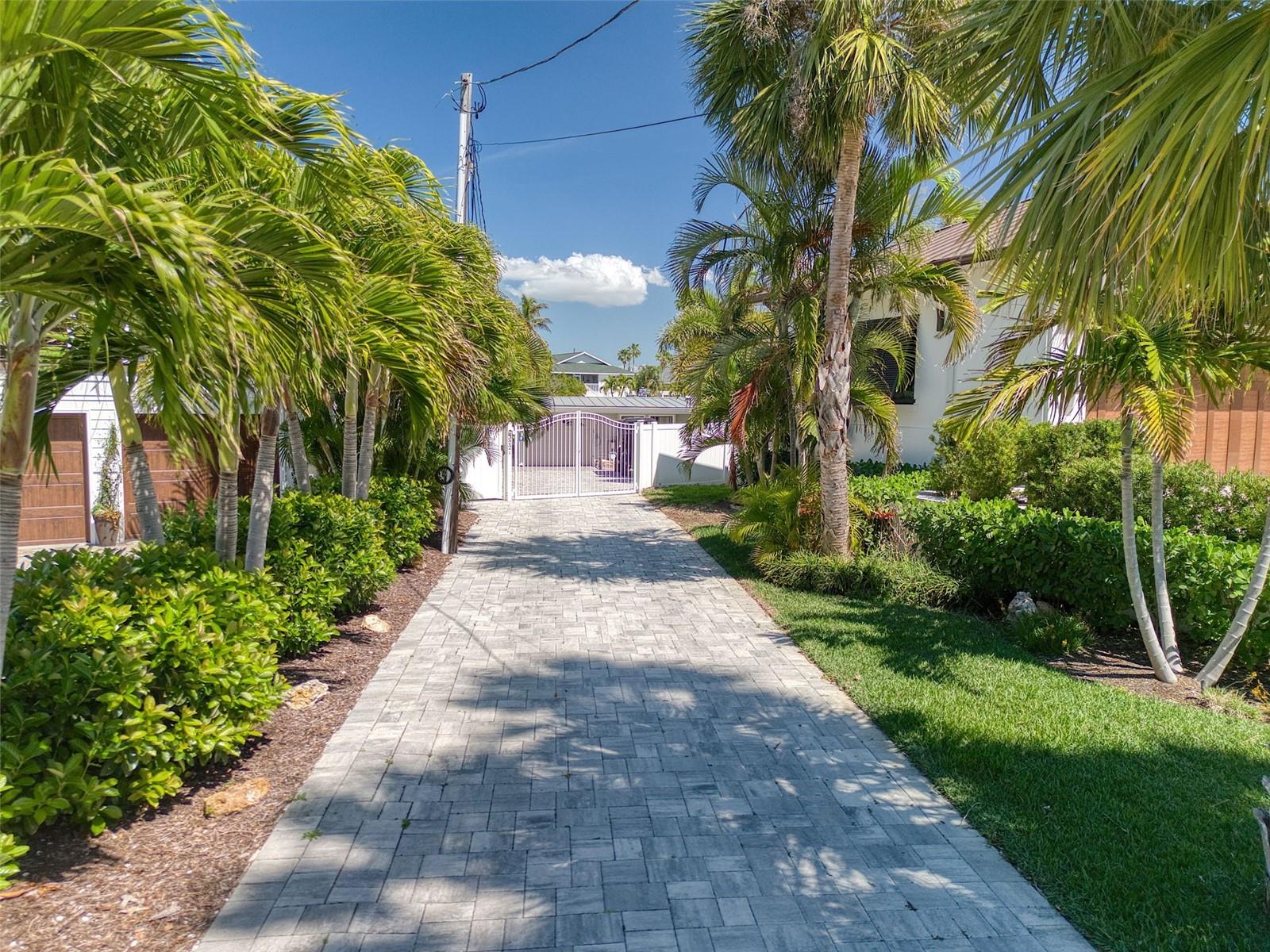 322 10TH AVE, INDIAN ROCKS BEACH, FL, 33785