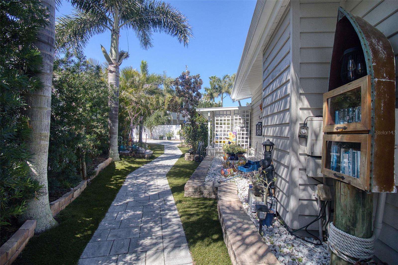 322 10TH AVE, INDIAN ROCKS BEACH, FL, 33785