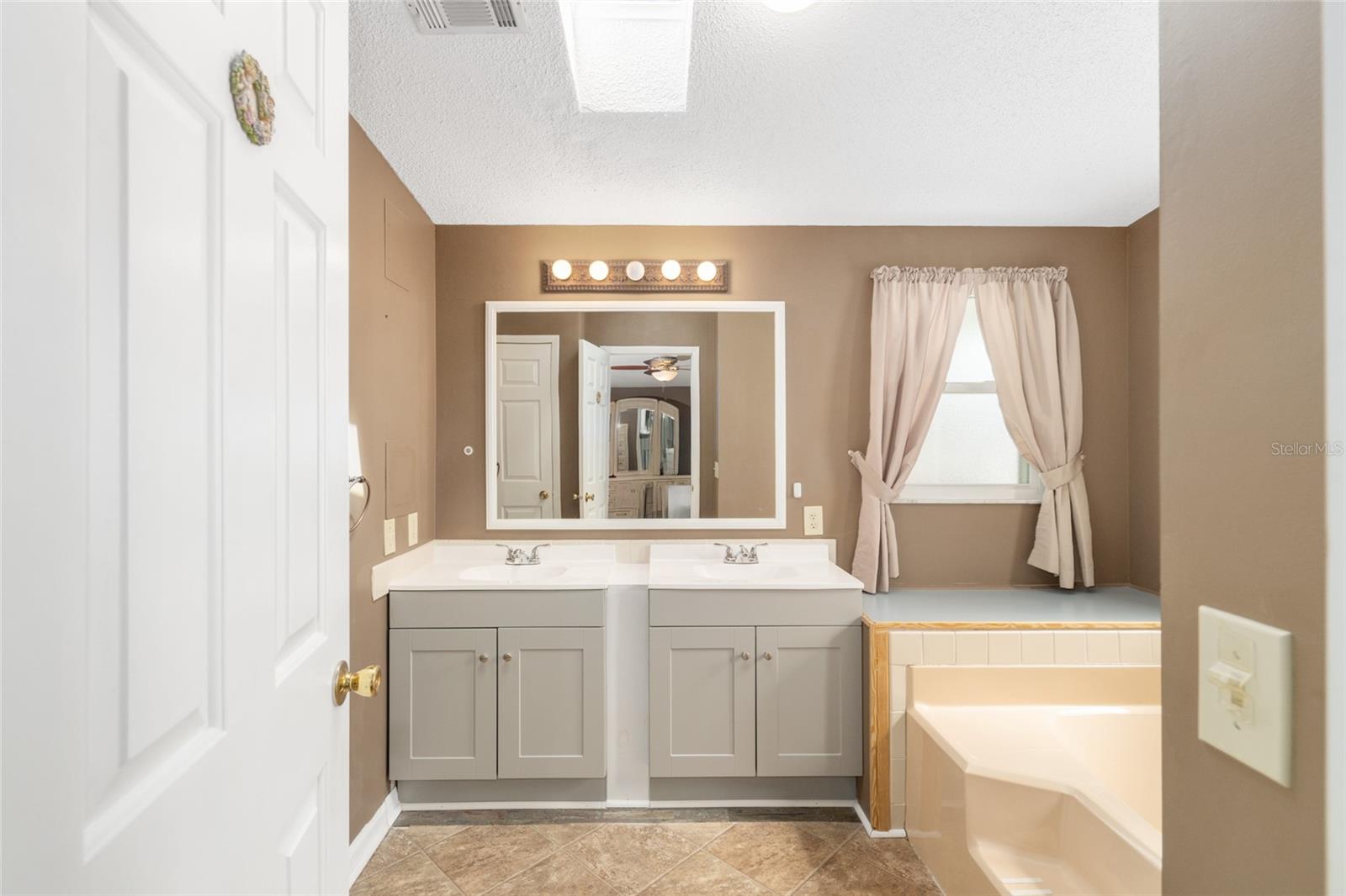 1717 LILLY LN, THE VILLAGES, FL, 32159