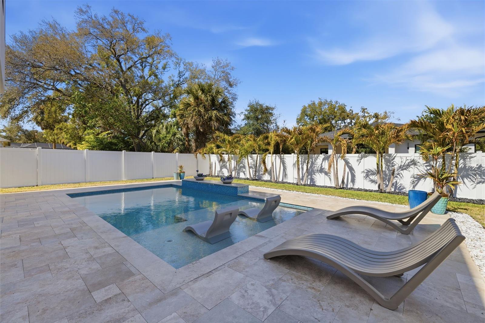 3301 W PAUL AVE, TAMPA, FL, 33611