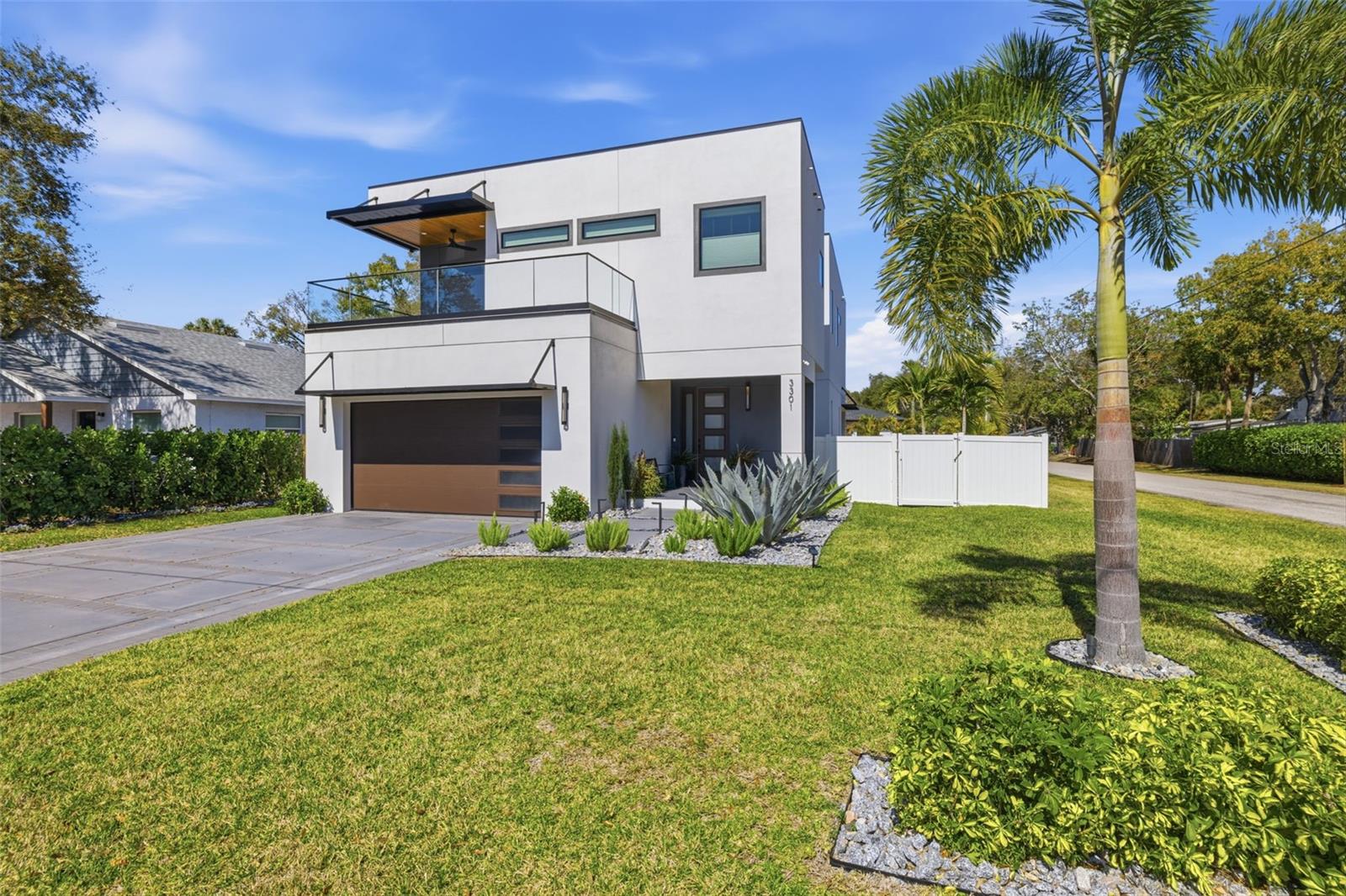 3301 W PAUL AVE, TAMPA, FL, 33611