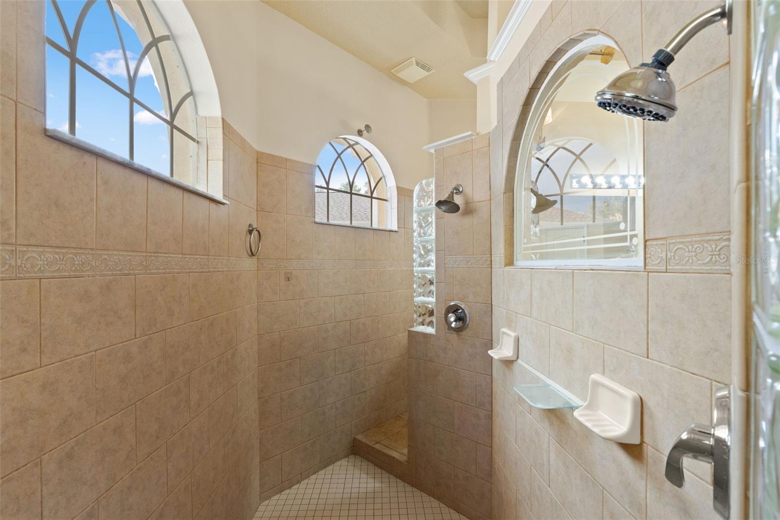 10077 HERNANDO RIDGE RD, WEEKI WACHEE, FL, 34613