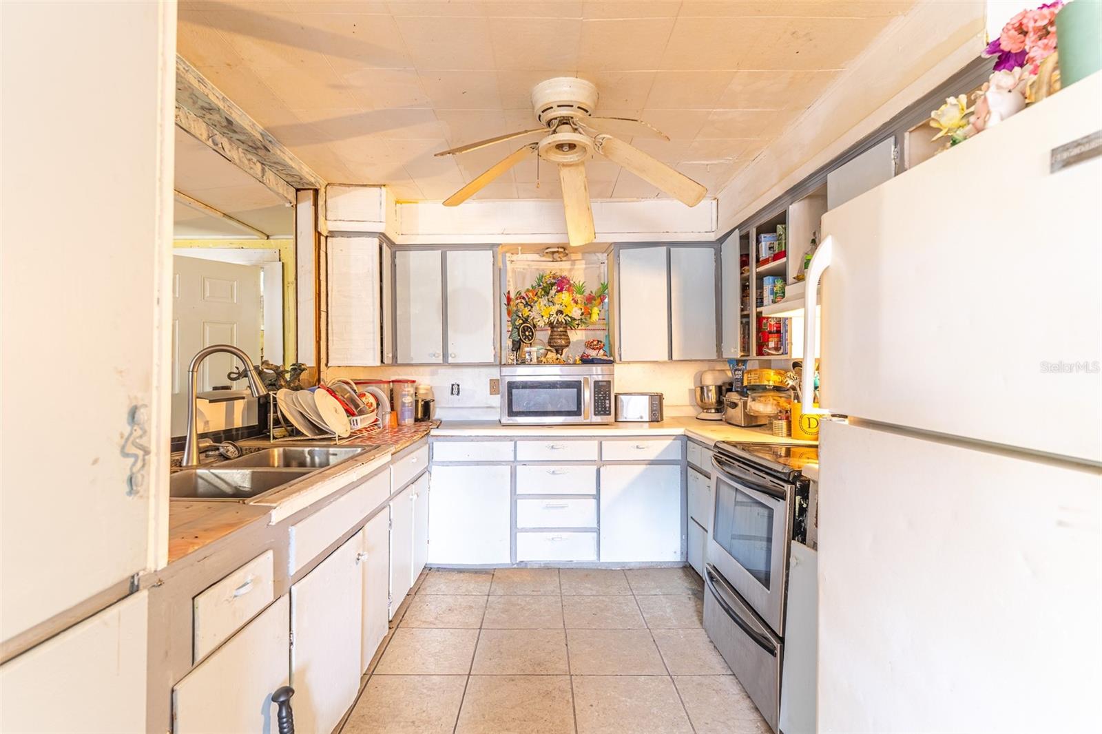 900 W PINE ST, AVON PARK, FL, 33825