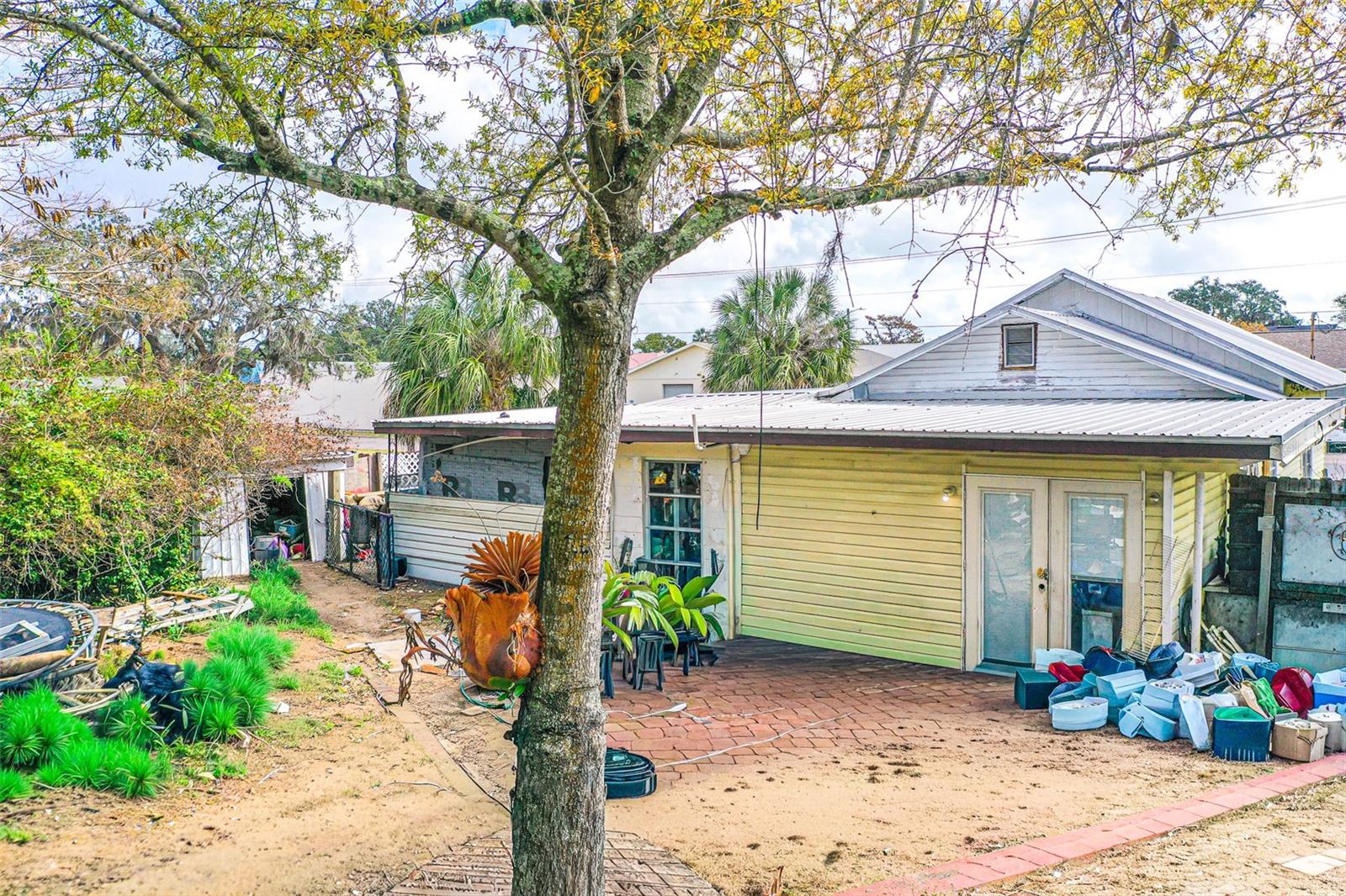 900 W PINE ST, AVON PARK, FL, 33825