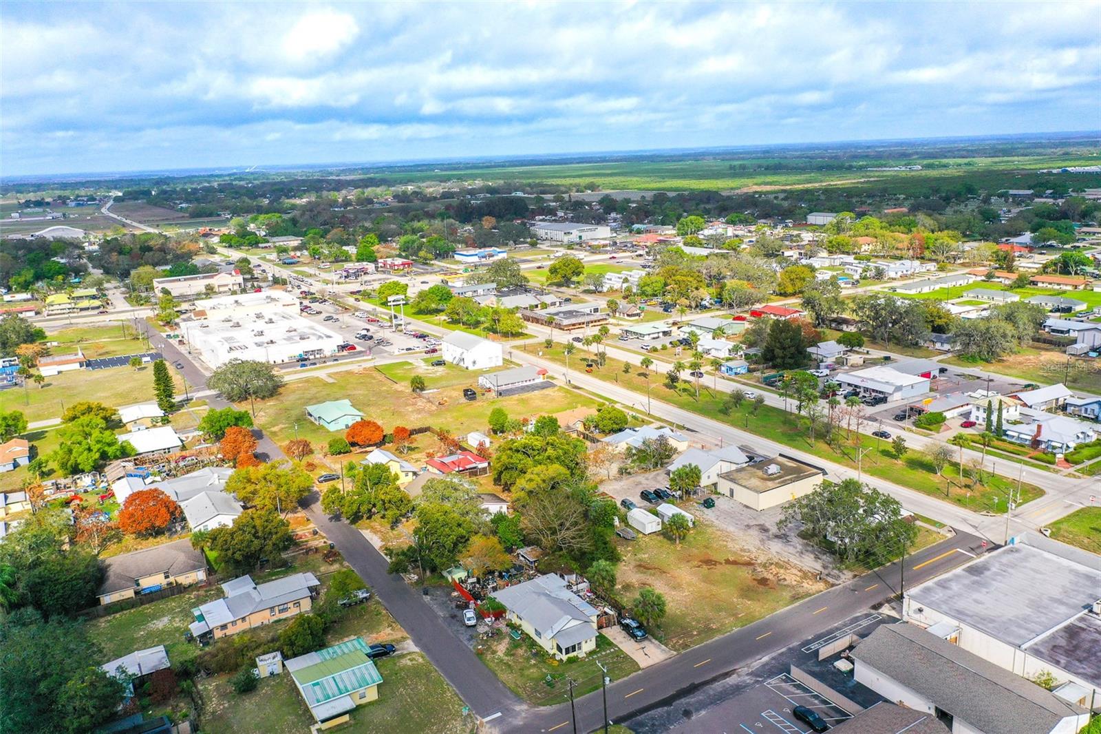 900 W PINE ST, AVON PARK, FL, 33825