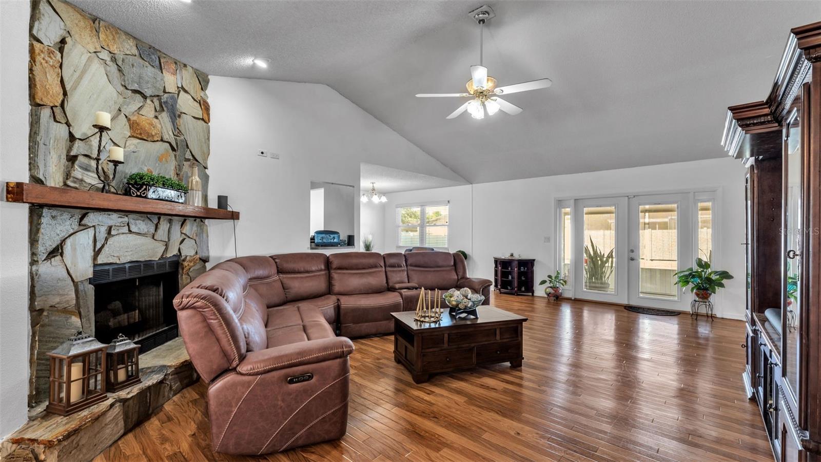 5249 NICHOLS DR W, LAKELAND, FL, 33812