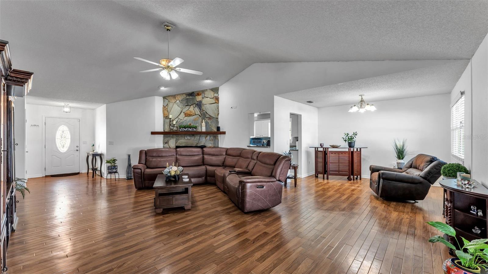 5249 NICHOLS DR W, LAKELAND, FL, 33812