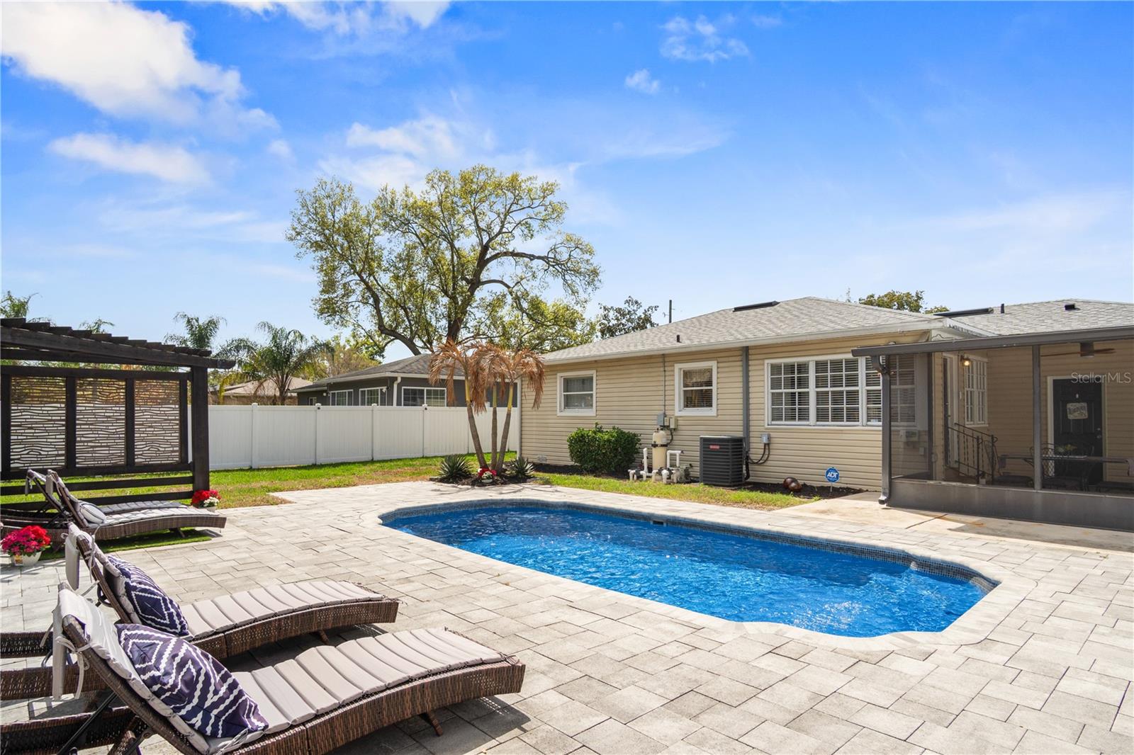 527 MERIDALE AVE, ORLANDO, FL, 32803