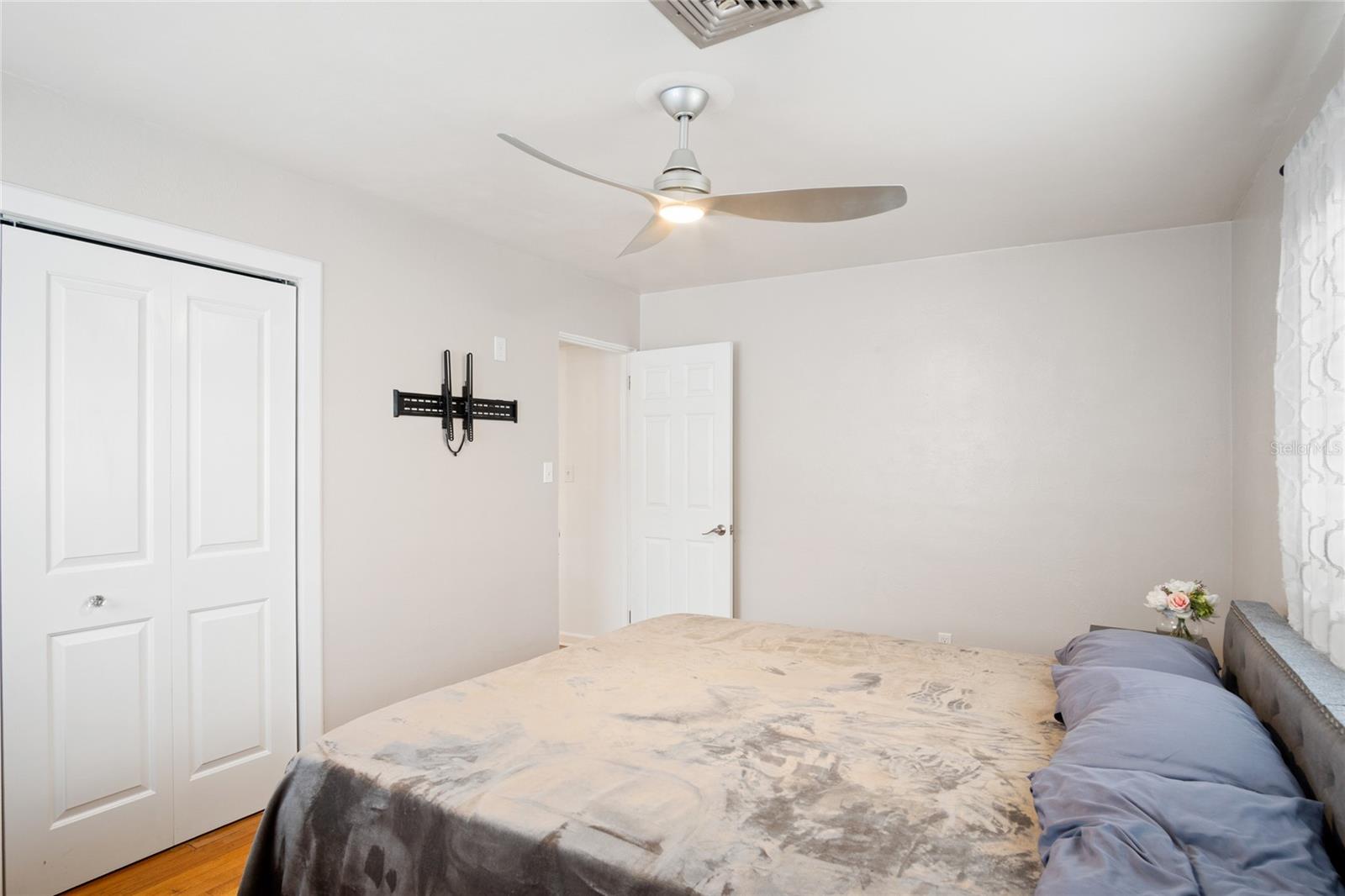 527 MERIDALE AVE, ORLANDO, FL, 32803