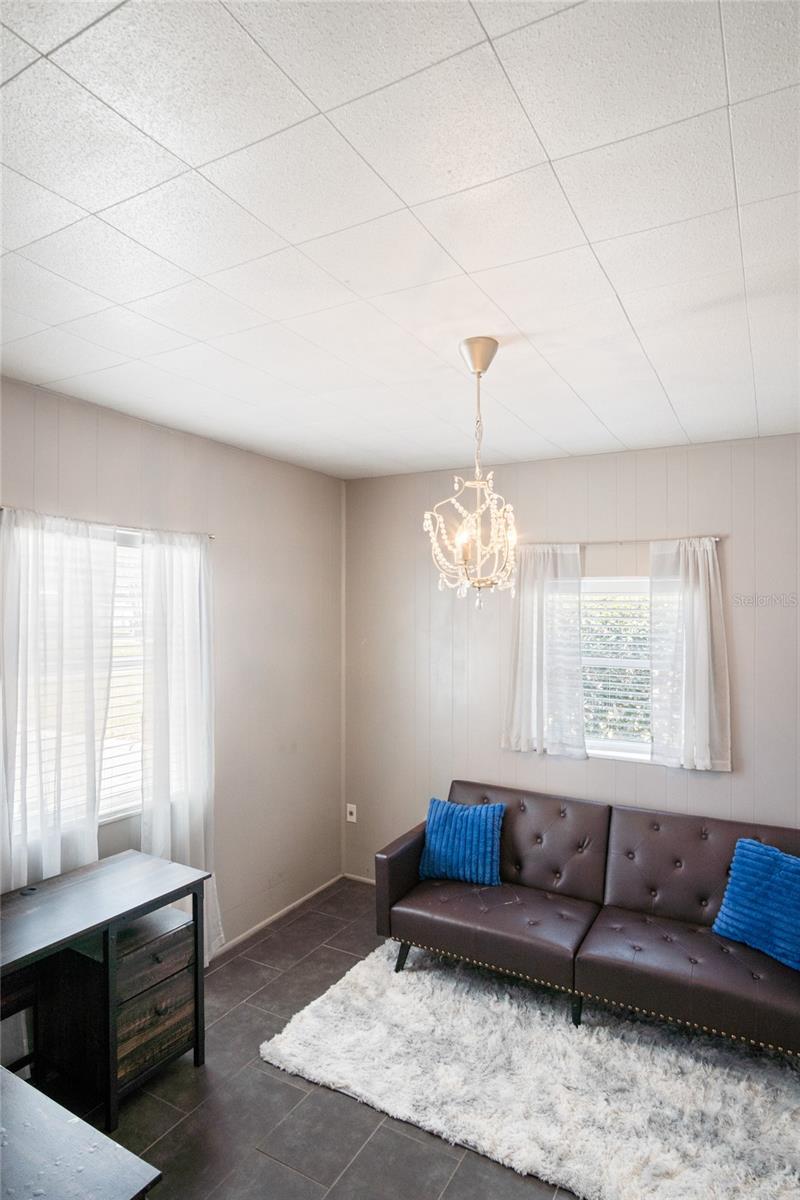 527 MERIDALE AVE, ORLANDO, FL, 32803