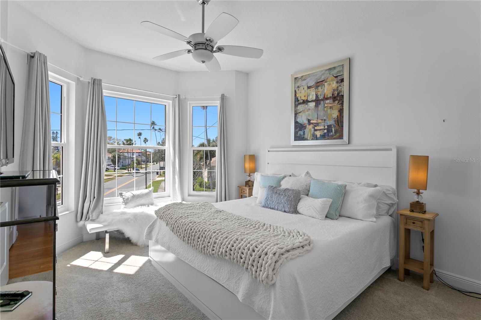 1867 BAYOU GRANDE BLVD NE, ST PETERSBURG, FL, 33703
